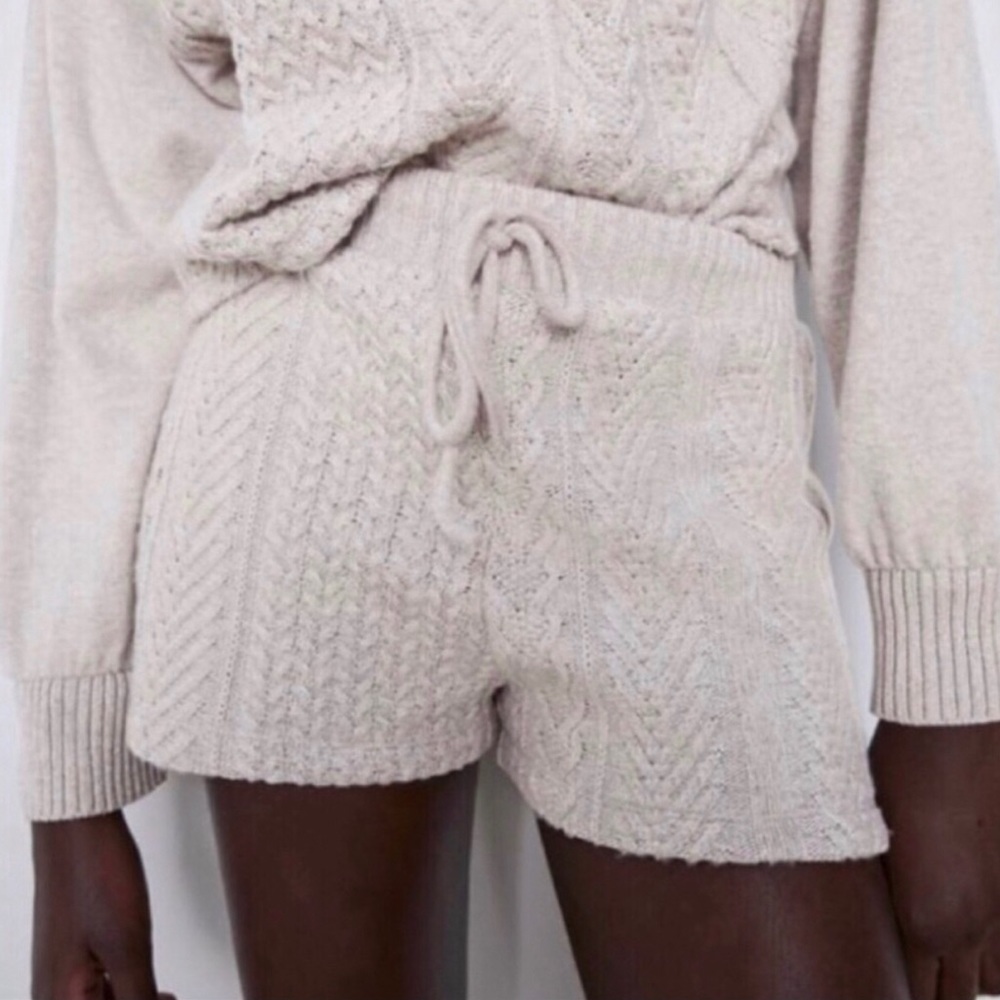 Zara Cable Knit Shorts Marl Beige